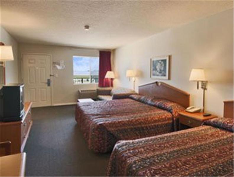 Summit Inn Hempstead Quarto foto